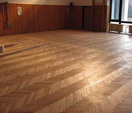 Renovácia drevenej športovej podlahy v telocvični